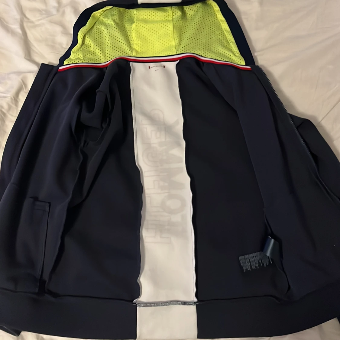 Tommy hilfiger tröja nypris - 91