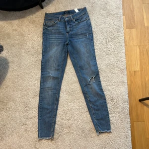 Jeans  - Jeans som ej kommer till användning längre i storlek S