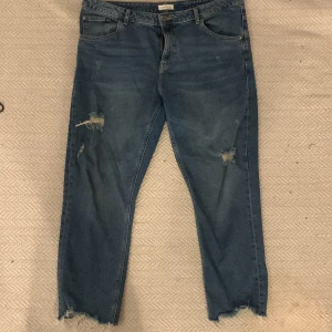 Jeans - Blåa jeans från lindex 