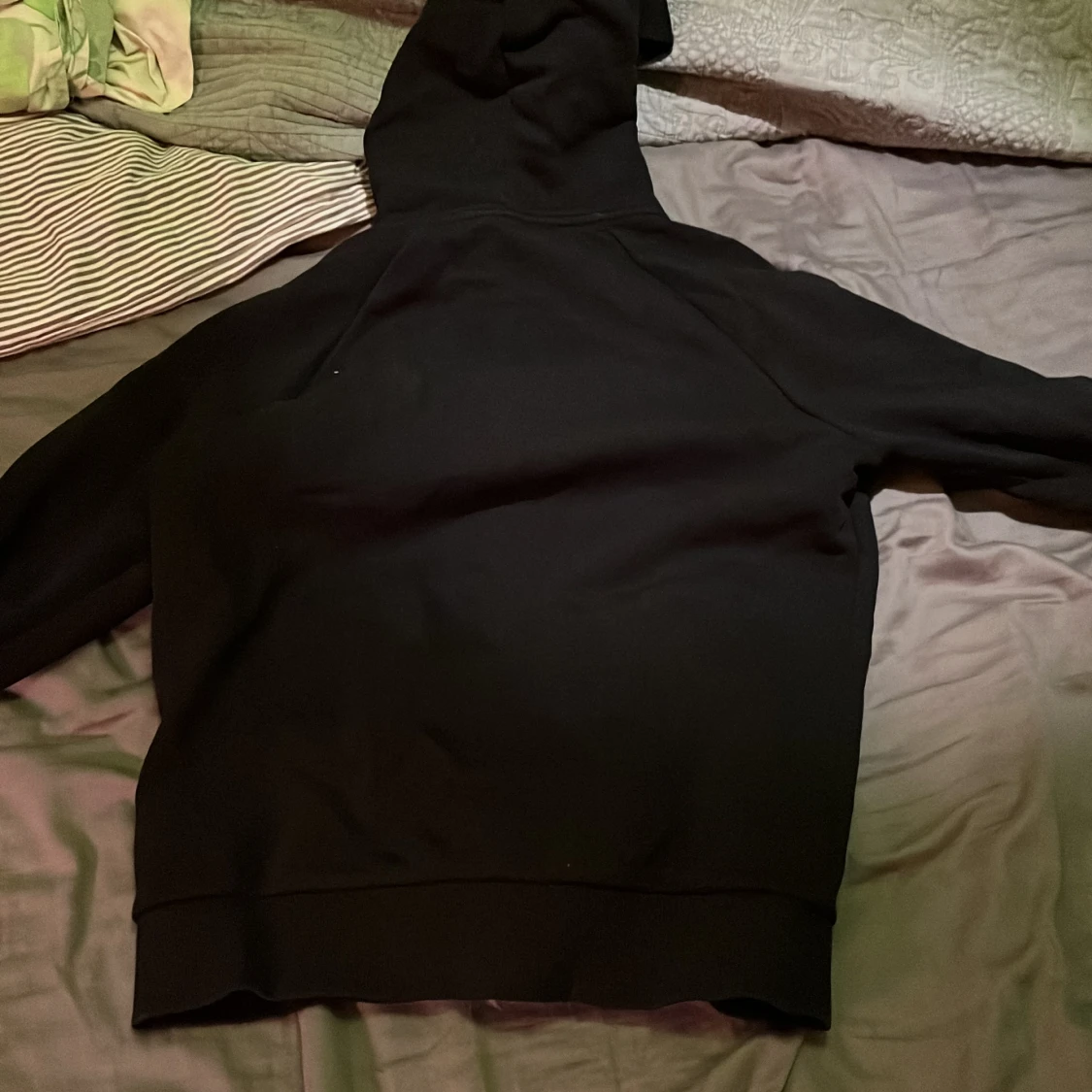 Peak performance hoodie till ett bra pris!😁🤝😁 - 90