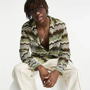 Virkad skjorta - Snygg virkad skjorta! Knappt använd så precis som ny! (Nypris 400kr)