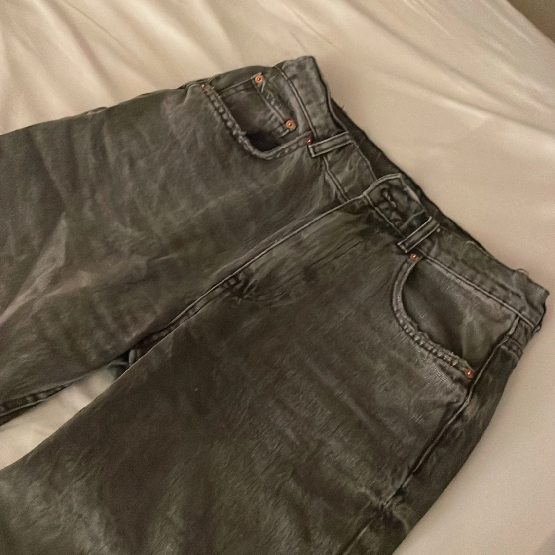 Grå stilrena jeans  - 90