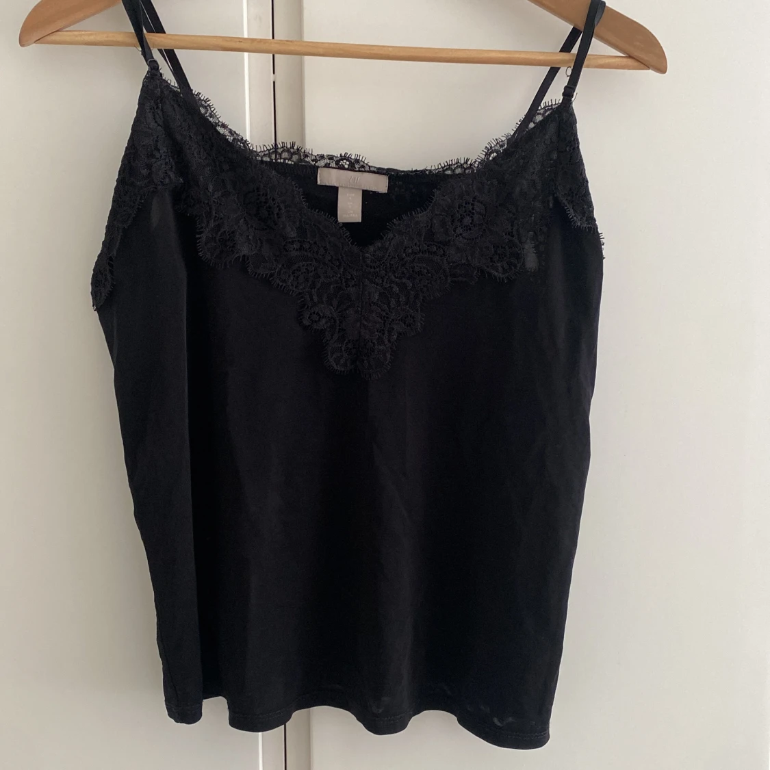 Svart spetslinne - 90