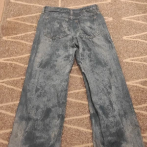 Jag har aldrig tagit på mig den  - Den är ny och passar perfekt för 10/11 åringar 