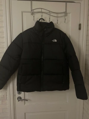 The north face jacka - Endast provad i nyskick 