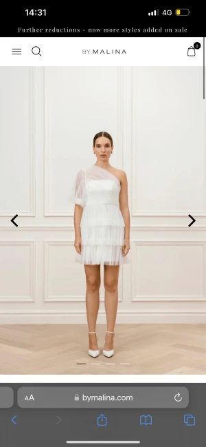 Vit klänning - Strl 36 