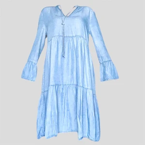 Denim summer dress pieces  - Model 167,size S Klänning från Pieces i denim Volang vid ärmsluten