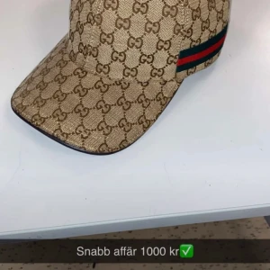 Gucci keps  - Bra Gucci keps i bra skick. Snabb affär 1000 kr  