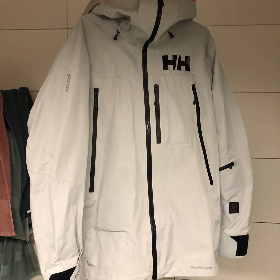 Helly Hansen Elevation Infinity Jacket