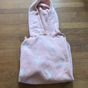 PLAYBOY HOODIE  - Playboy hoodie oversize 