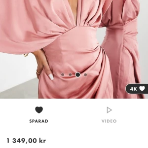 Klänning från asos  - Jättefin klänning från asos. Skulle haft den till ett bröllop men kunde inte ha den, den är helt oanvänd med lappen kvar. Storlek 38 men skulle säga den är lite liten i storleken, mer som 36. Köpt för 1349kr. 