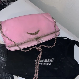 Rosa zadig - Säljer en rosa zadig 