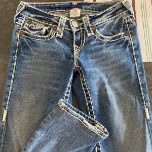 True Religion - True Religion. Köptes i USA, storlek 25. Skinny straight.