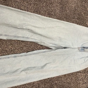 Lindex jeans - Wida Lindex jeans i strl 13-14 år barn