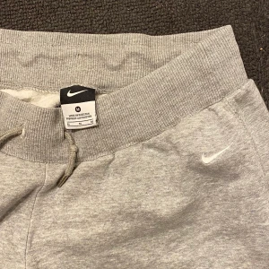 Nike mjukisbyxor - Så snygga och sköna mjukisar från Nike!