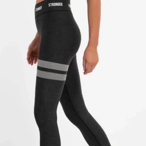 Stronger byxor  - Säljer dessa jättefina stronger byxorna i nyskick, storlek xs❤️ säljer då de ej kommer till användning kontakta för fler frågor💓