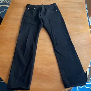 Svarta levi’s 501 jeans. W30L32. Aldrig använda