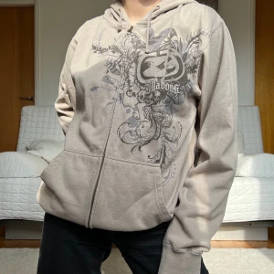 Billabong Hoodie - Säljer denna coola hoodie från Billabong i storlek XL❤️ Bud är bindande🫶