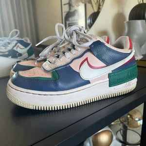 Nike airforce  - Säljer nu mina airforce🥰 använda men har mycket kvar att ge🤩