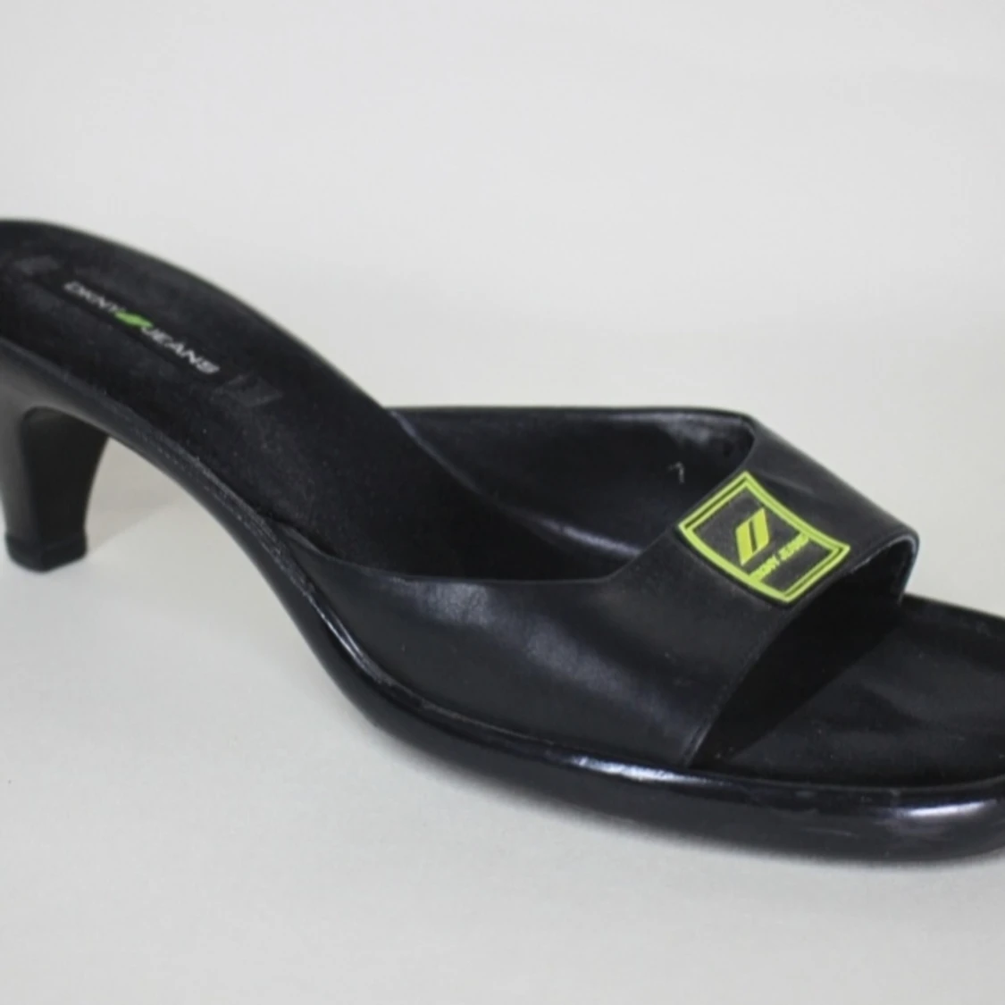 Vintage DKNY jeans slides/mules 37