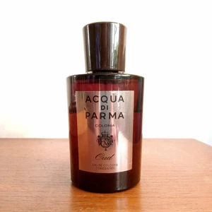 Acqua Di Parma Colonia Oud 100ml Parfym - Acqua Di Parma Colonia Oud 100ml (ca 60% kvar). Eau de cologne concentrée (som eau de parfum, väldigt stark). Nypris runt 1500kr. 