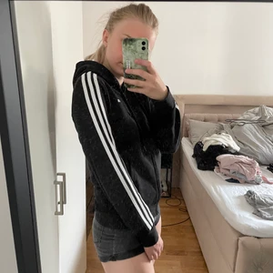 Adidas hoodie svart - Adidas Hoodie 