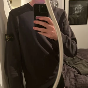 Stone Island  - Stone island tröja, använd 5 gånger och har inga fläckar