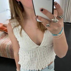 Sommar topp - Så sjukt söt sommartopp! Använd 1-2 gånger och sjukr söt! Säljer pga ingen användning