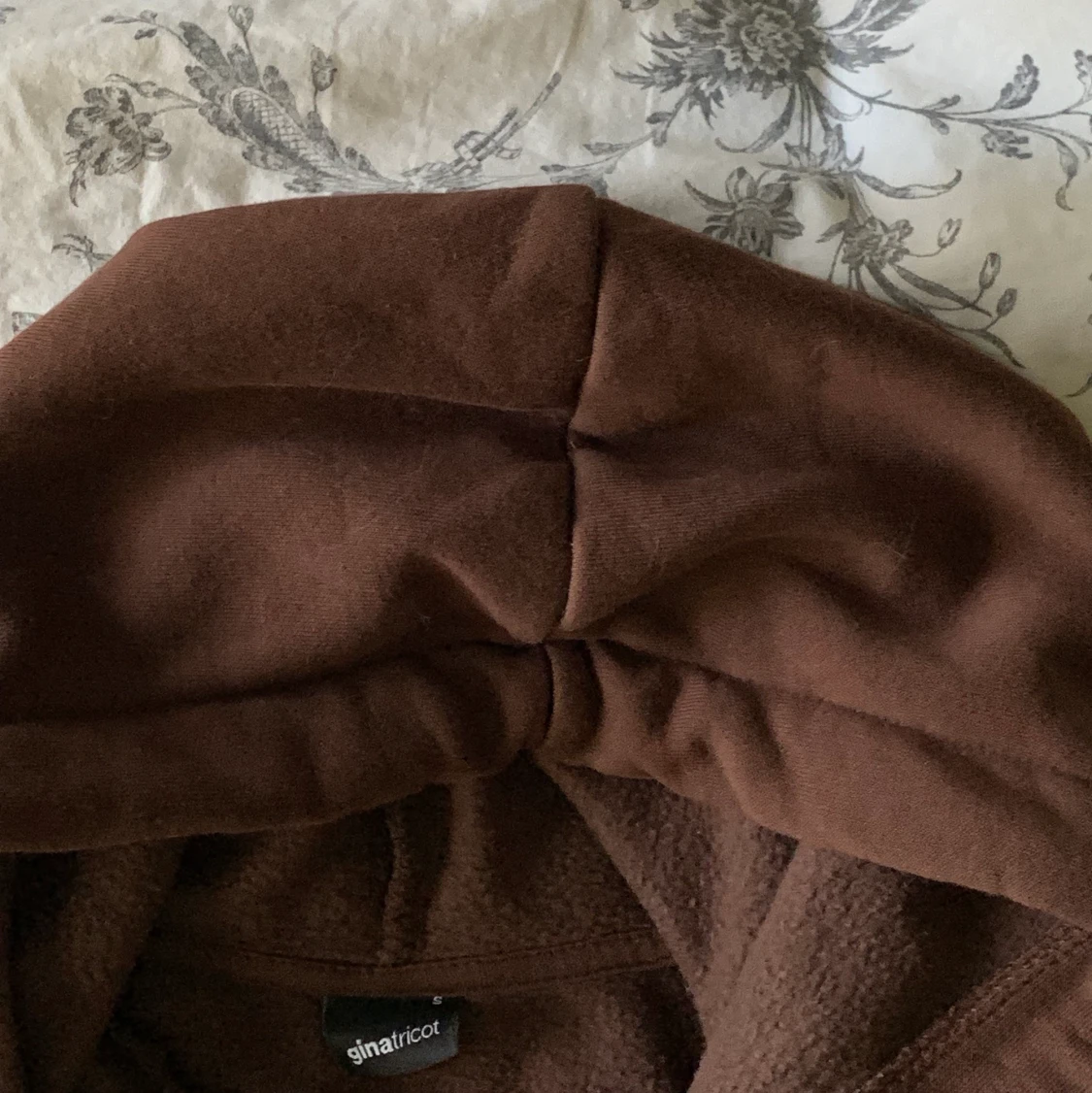 Brun hoodie🤎 Ginatricot - 90