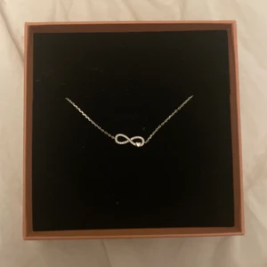 Halsband - Säljer detta halsband från edblad