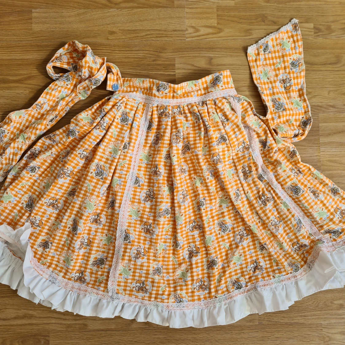 Handgjord lolitakjol! - 90