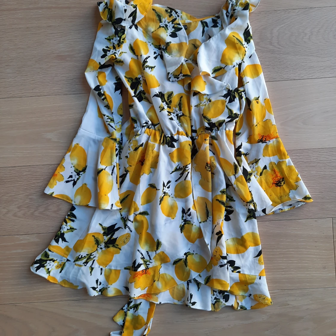 Boohoo klänning 36  - 90