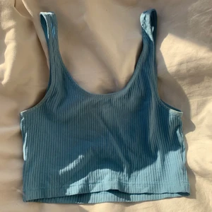 Linne💙 - Använt kanske 2 gånger, jättefint skick. Köpt för 99kr. Kontakta mig för ytterligare bilder eller frågor. 