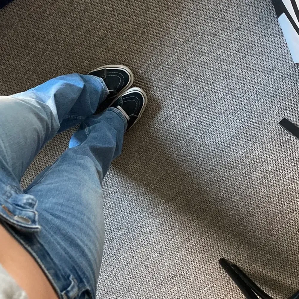 Blåa snygga jeans, passar 36-38. Oanvända, (bilden är inte min). Jeans & Byxor.