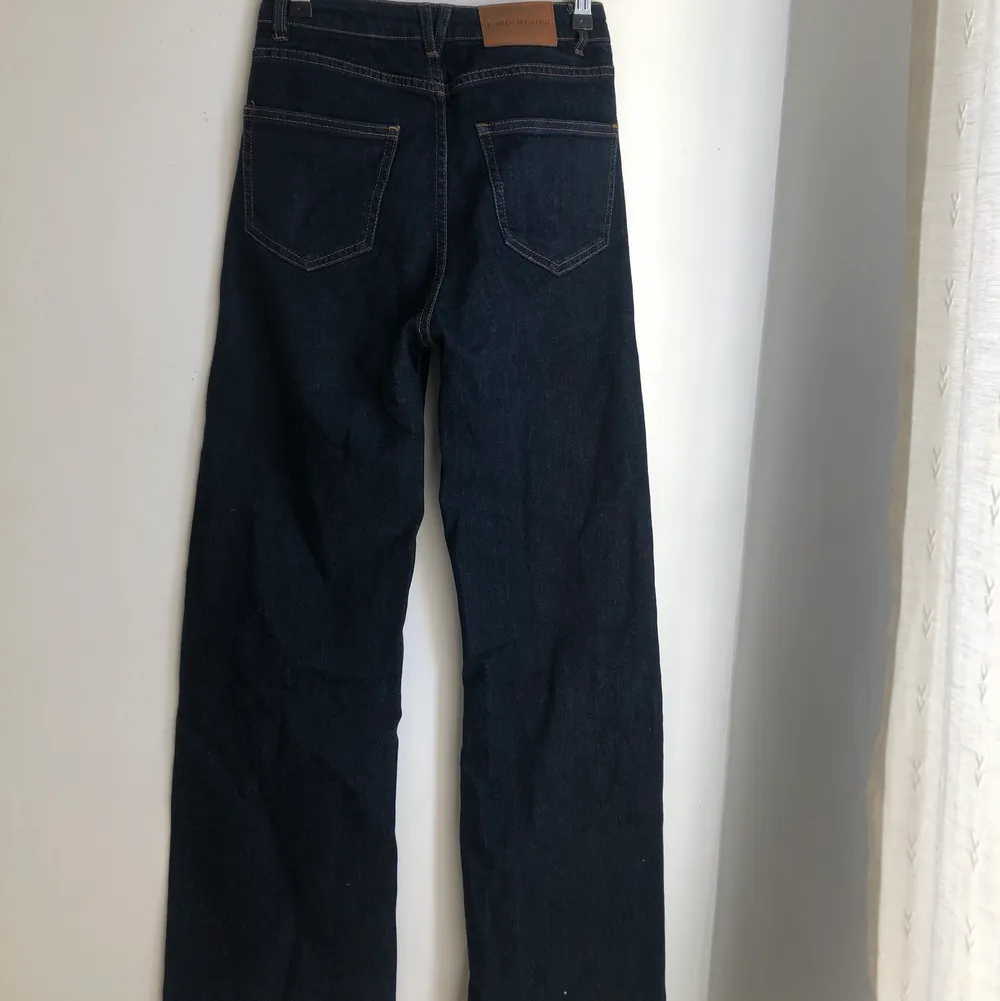 Klassiska blå jeans från Carin Wester, lite vida högmidje stl34. Jeans & Byxor.