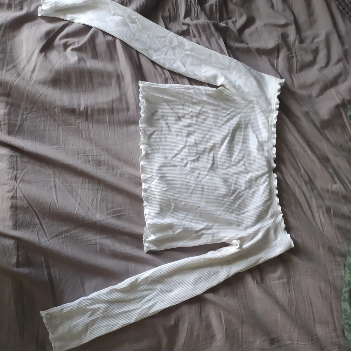 Oanvänd topp från H&M - 90