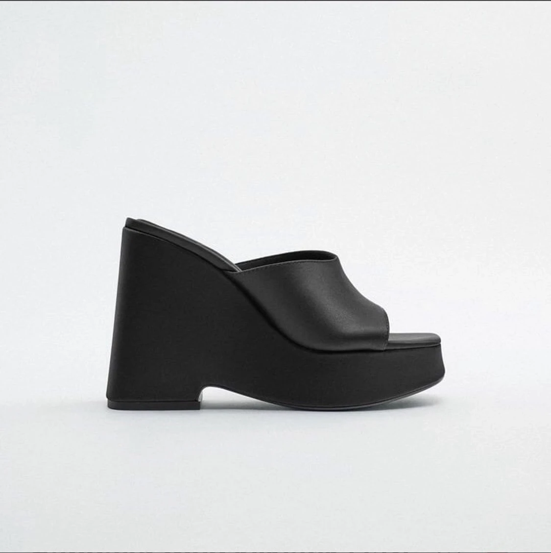 Sandaler med kilklack