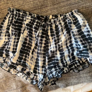 Shorts - Sköna och luftiga shorts från BikBok!