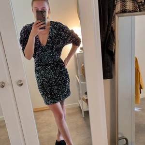 NLY trend - One time weared beautiful shiny dress