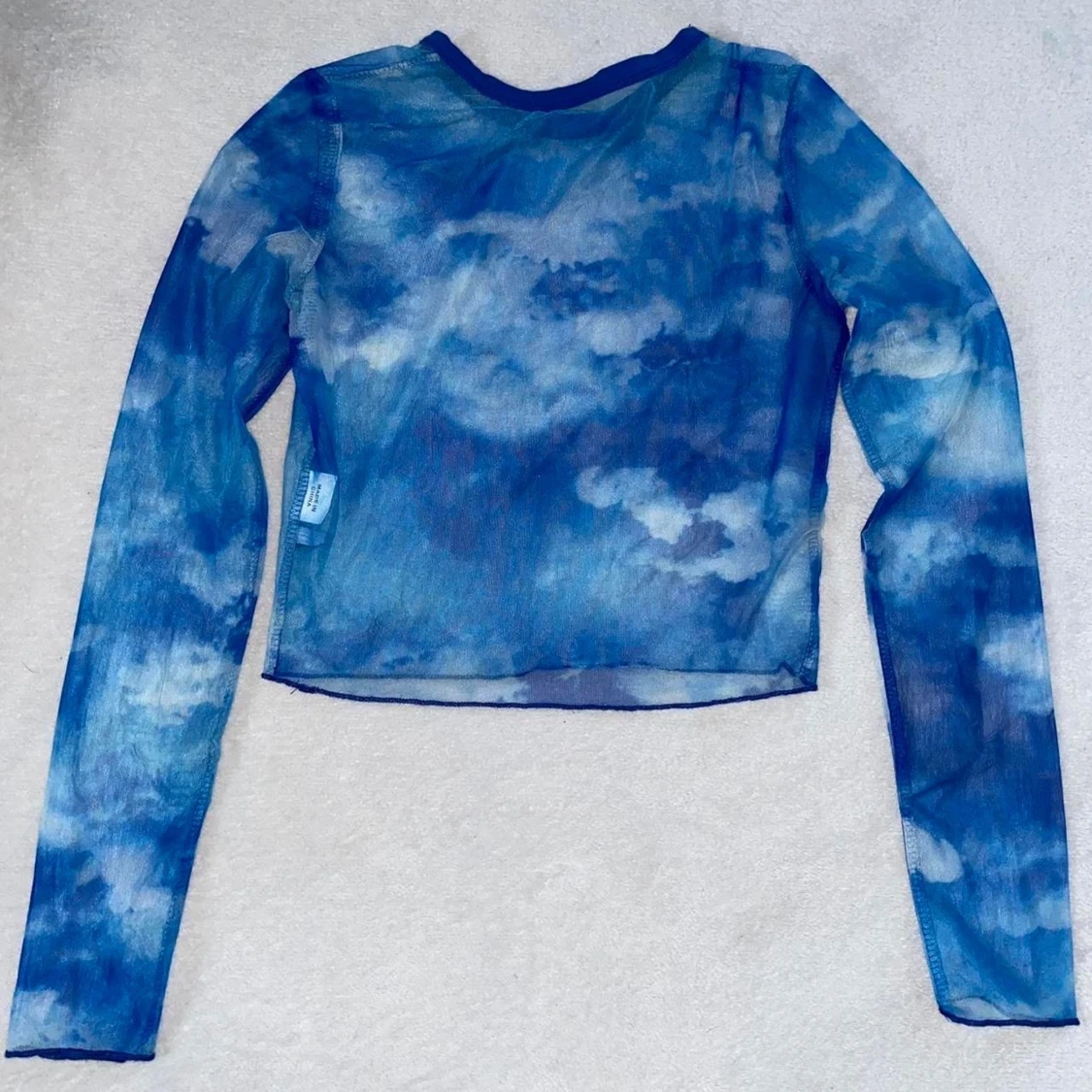 Mesh blå himmel & moln croptop - 90