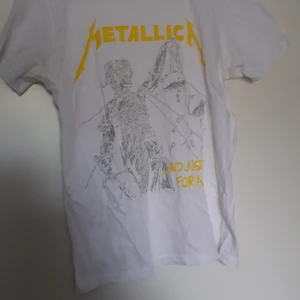 Metallica T-shirt - T-shirt i bomull  Storlek XS