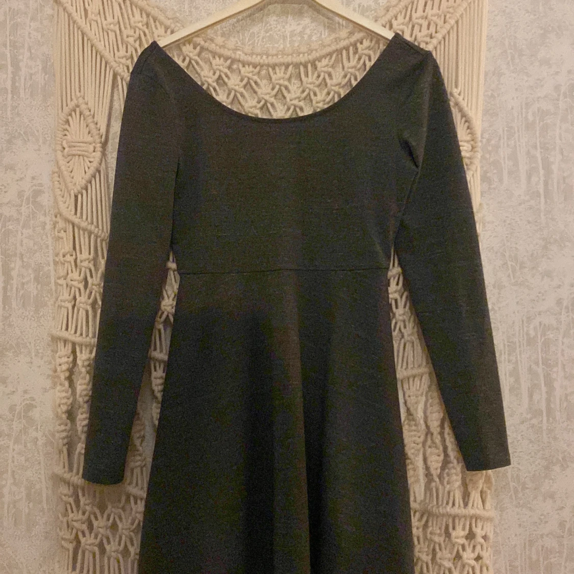 Grå klänning, M - 90