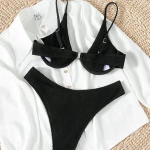 Bikini set  - Hej vill sälja min nya svarta  bikini set i stl m [ 38 ] frakt tillkommer 66krspårbart. Köparen kan hämta även i Skövde. 