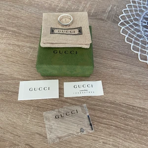 GucciGhost ring in silver - GucciGhost ring in silver   Skick: Oanvända, Helt nya skickas i original förpackning   Storlekar som du kan välja mellan är 19 22 23  DM för mer bilder/köp