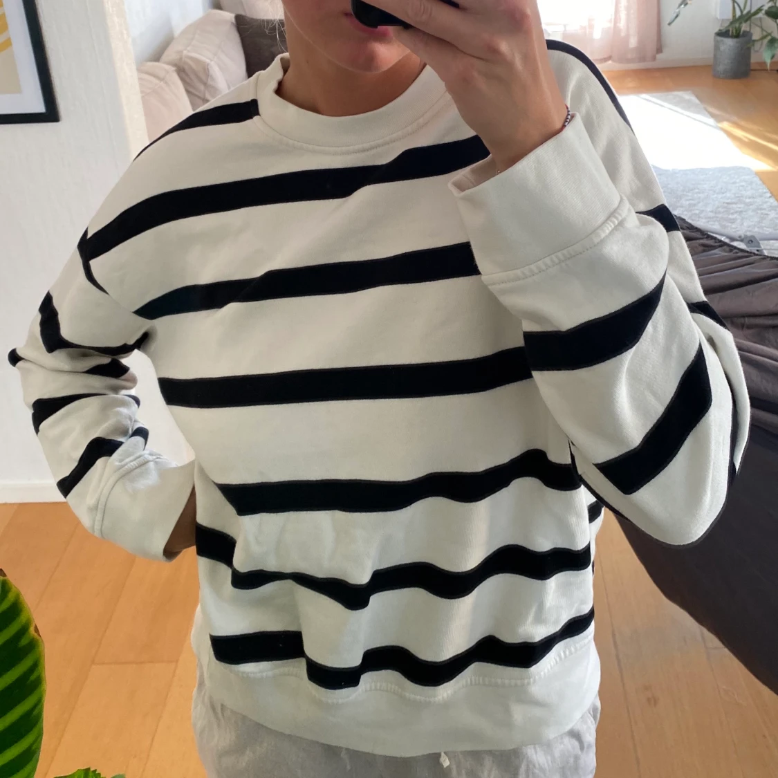 ARKET tjocktröja - 90