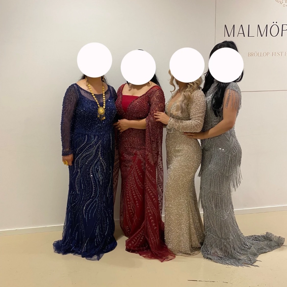 Festklänningar/ bröllopsklänningar