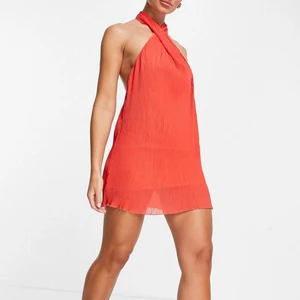 Klänning - Jättefin klänning, tyvärr lite för liten för mig därav säljar jag den. Oanvänd och lapp finns kvar. Nypris 429kr