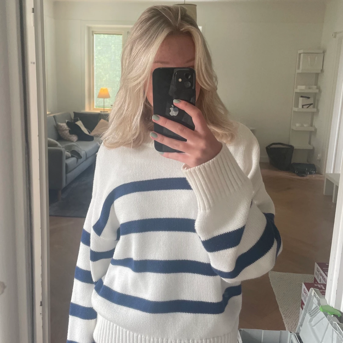 Randig stickad tröja