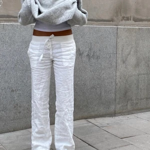 S - Jätte fina linne byxor ifrån lova Widerberg beställde två å nu har ja ett över så, lappen är kvar å orörda fortfarande i kartongen den kom i 💕 köp direkt dör 800-1000, FINNS FORTFARANDE KVAR