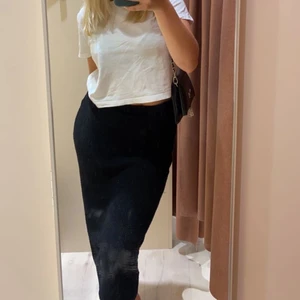 Lång kjol, na kd - Jätte fin långkjol ifrån na kd💘 passar mig som ofta har 34-36!